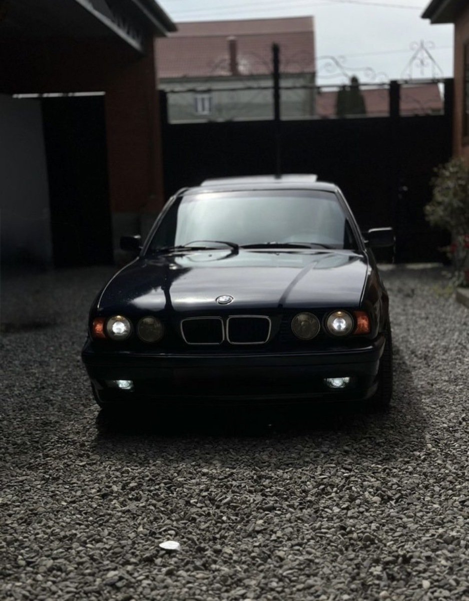 BMW 5 серия 2.5 МТ 1993 324492км