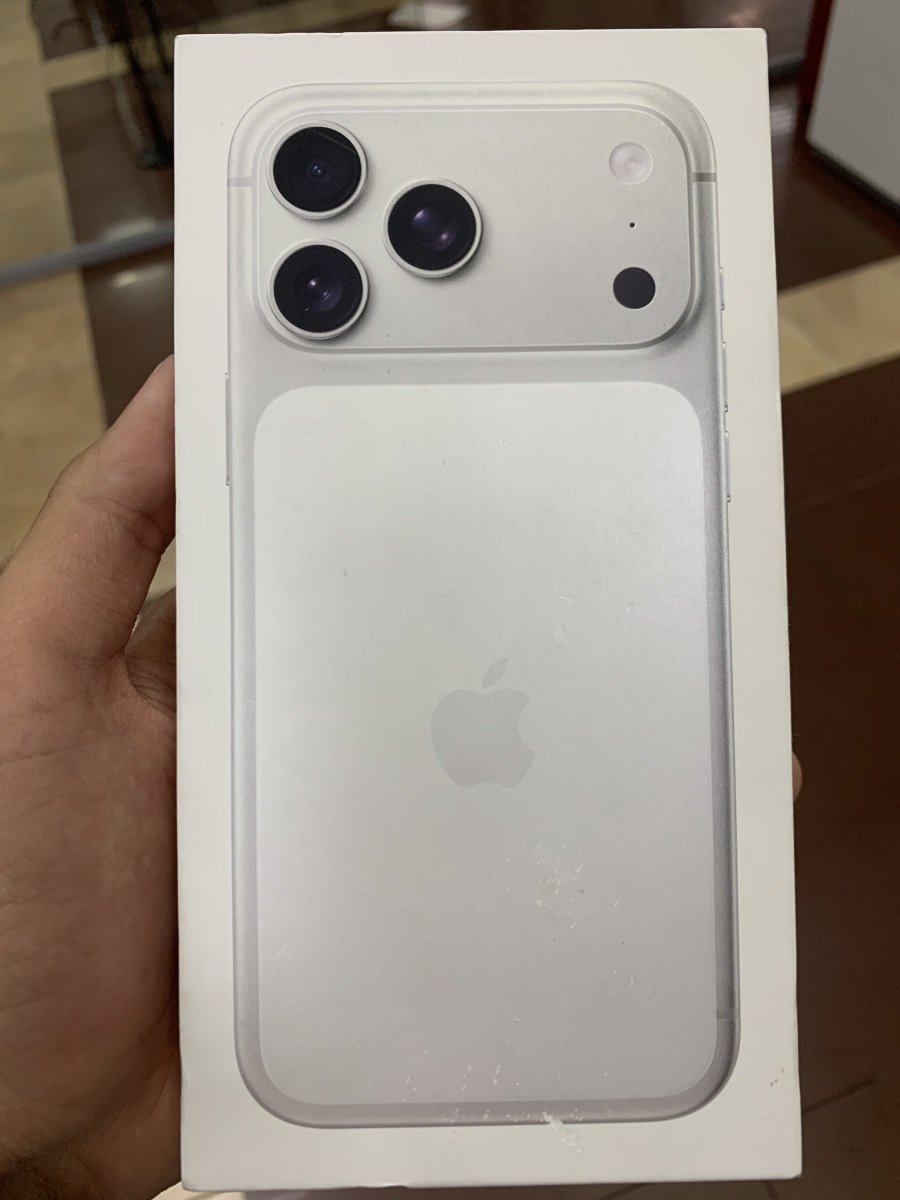iPhone 17 Pro Max 256 Silver E-sim