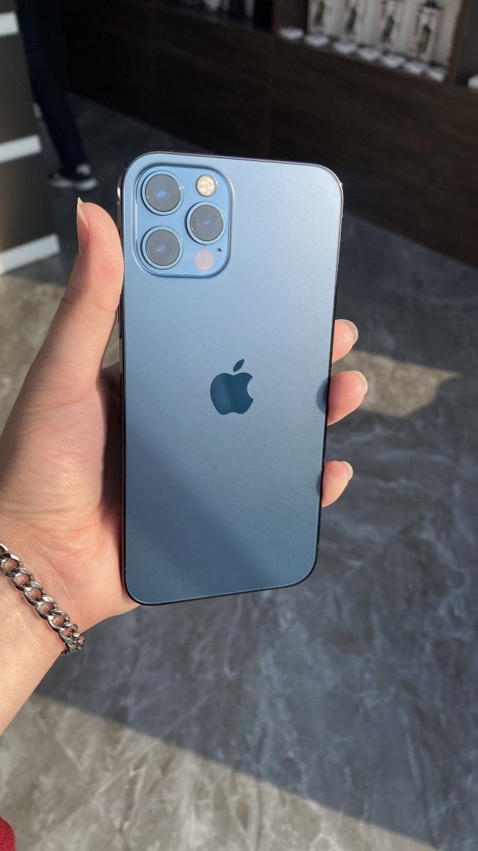 iPhone 12 Pro. 128 Gb. Б/У