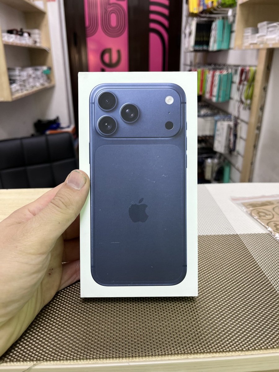 iPhone 17 ProMax 256GB eSIM