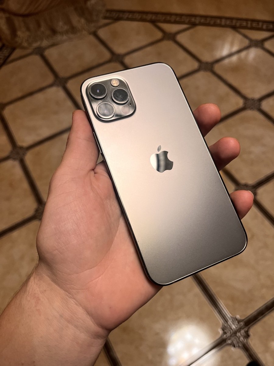 Продам iphone 12 Pro 128 GB