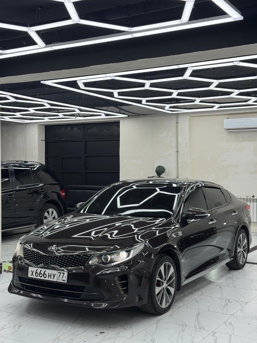 KIA Optima GT line