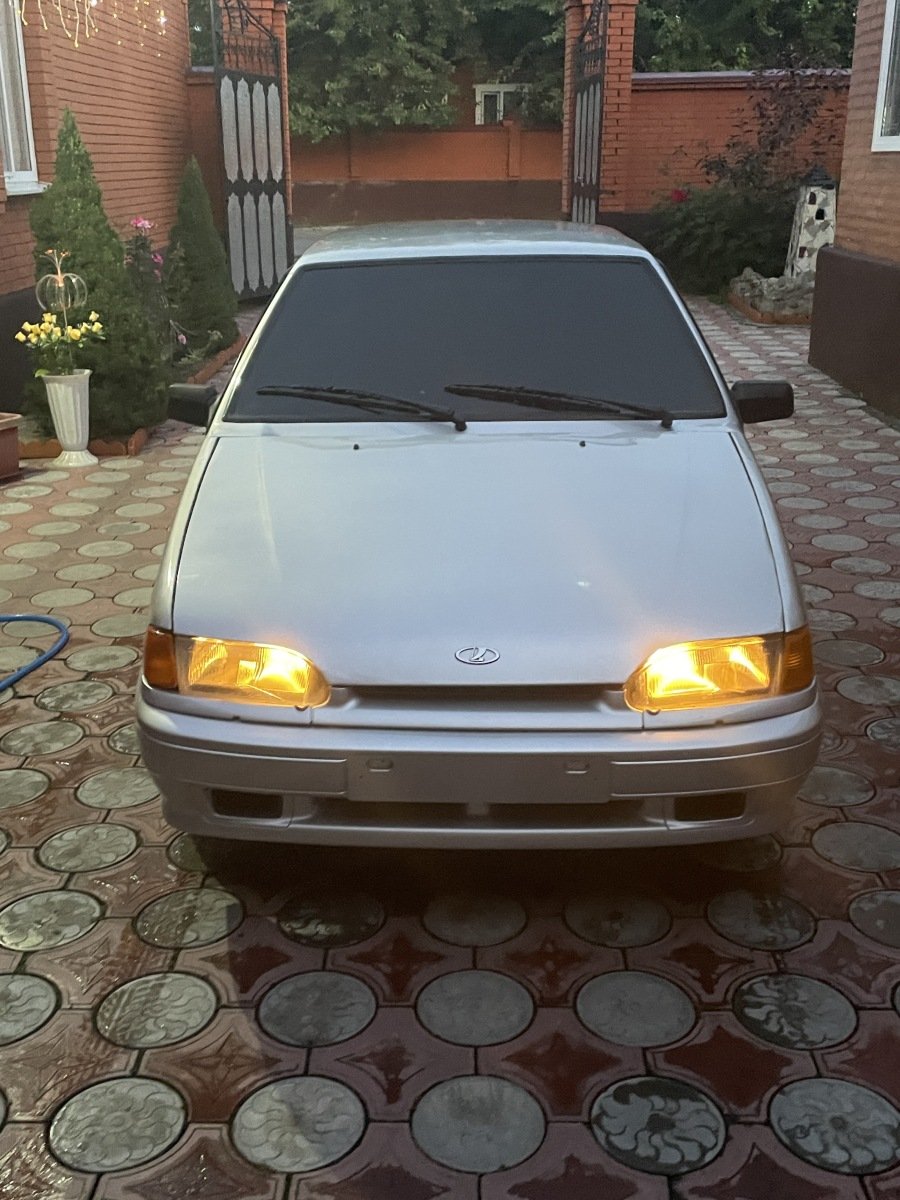 89631730318