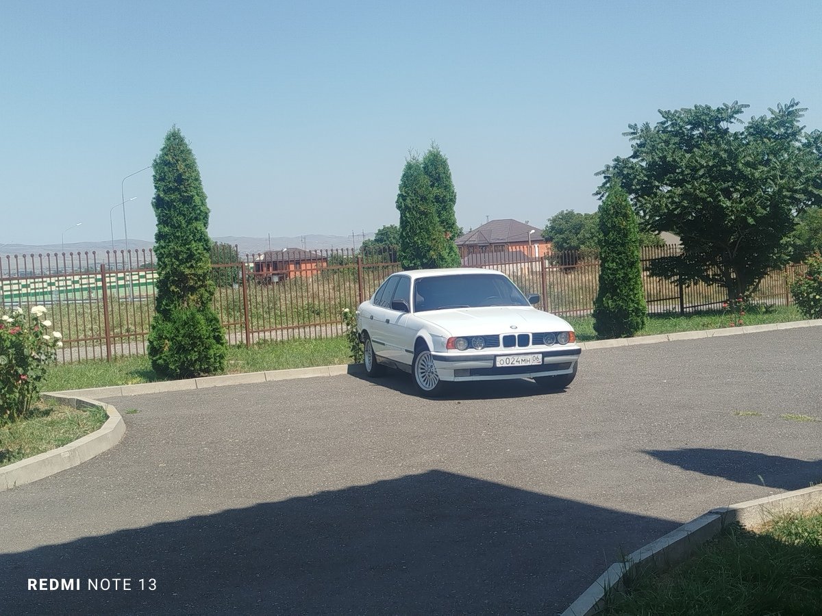Продаю БМВ е34