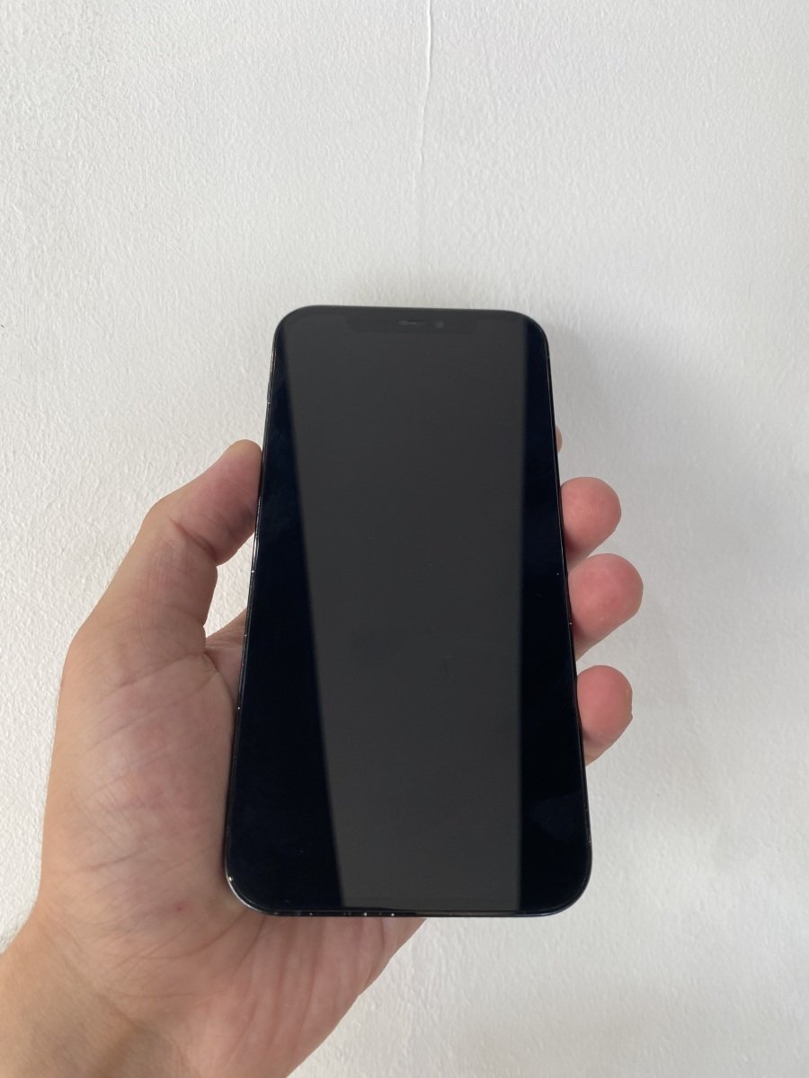 📱 iPhone 12 Pro