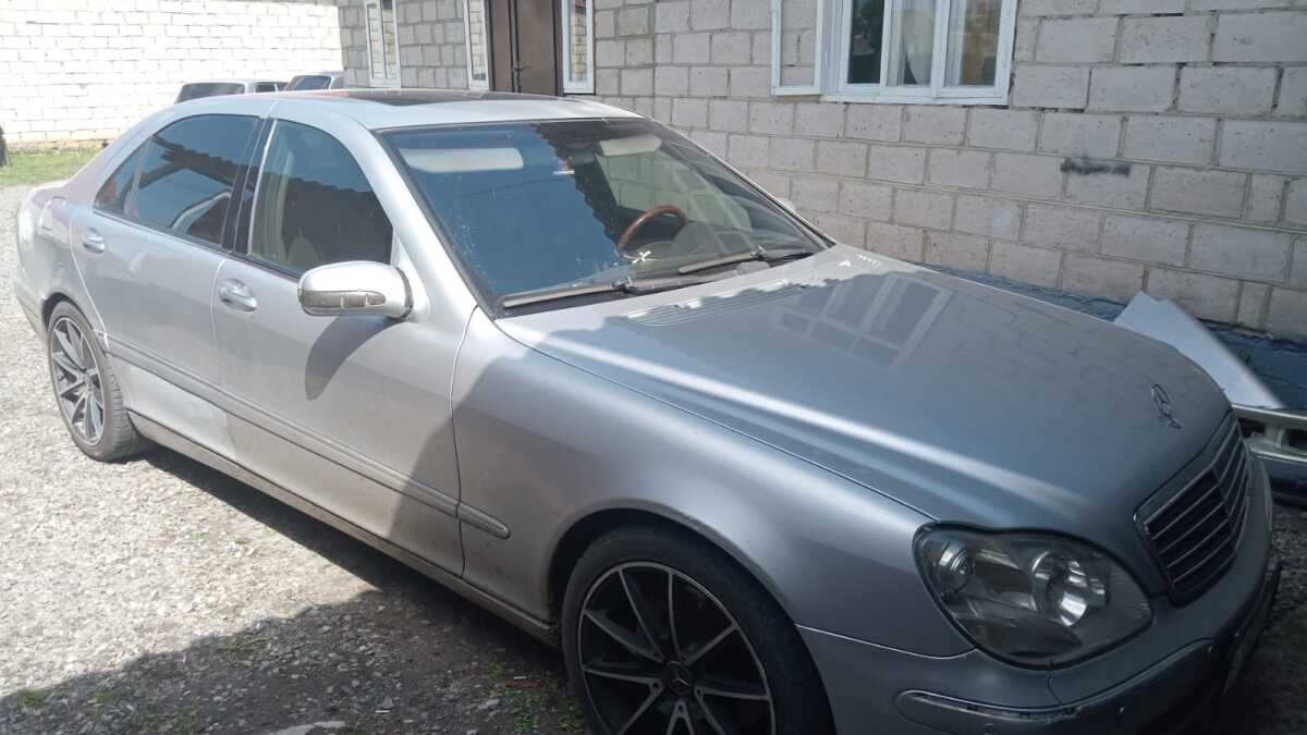 Мерседес 220