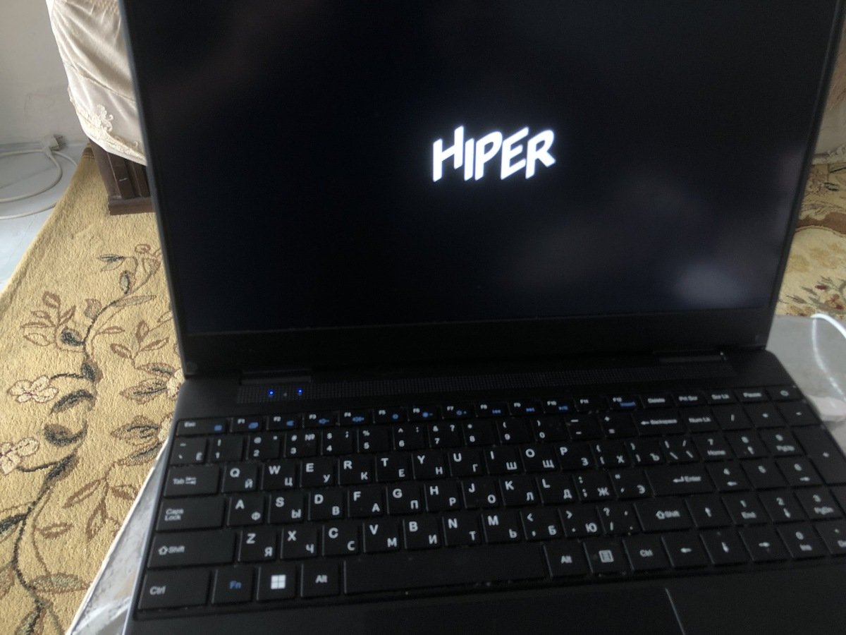 Ноутбук HIPER