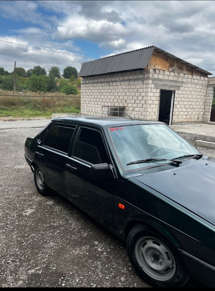Лада ваз 21099