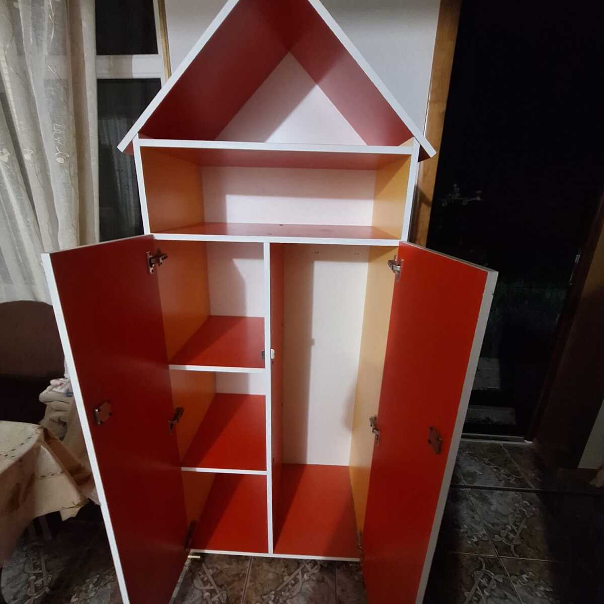 Продаю мебель для садика