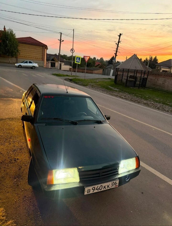 Лада ваз 21099