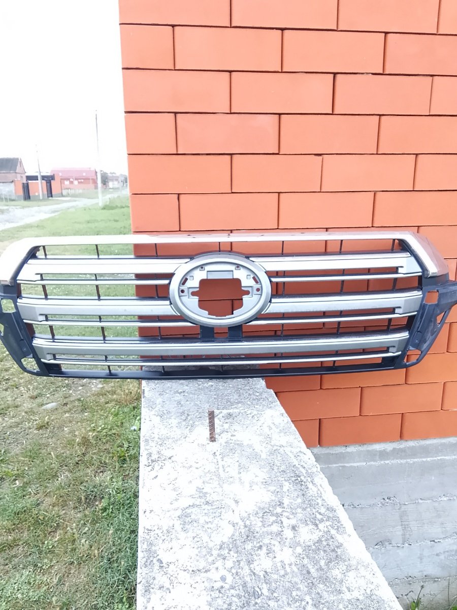Решетка Тойота