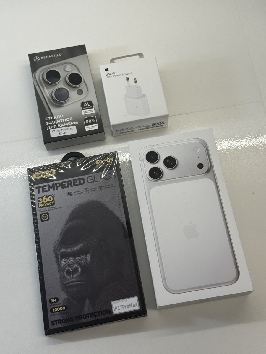 iPhone 17 Pro Max Silver
