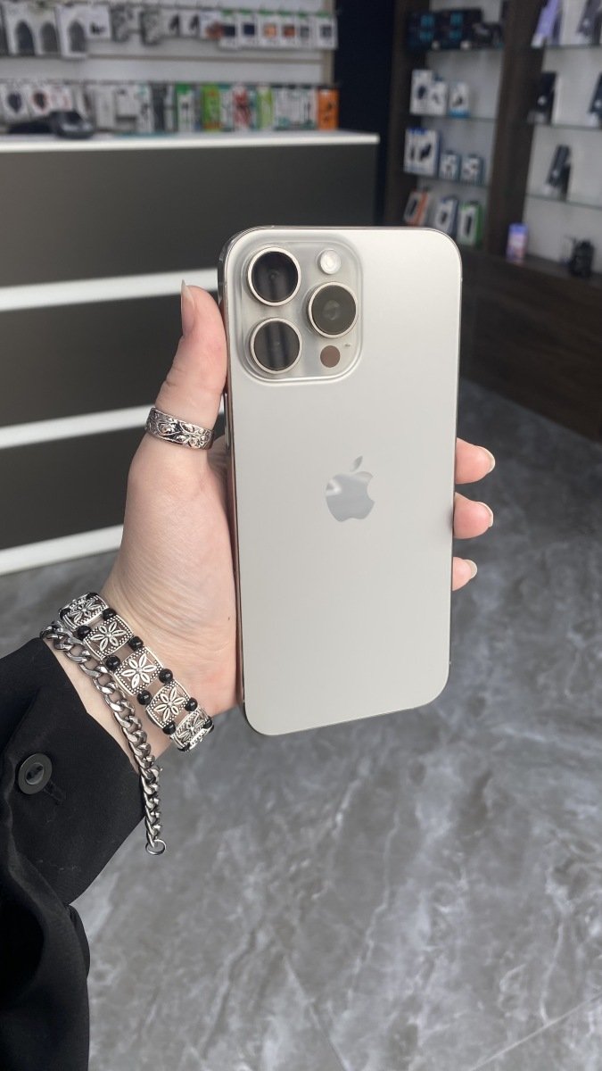 IPHONE 16 PRO MAX 256GB NATURAL.