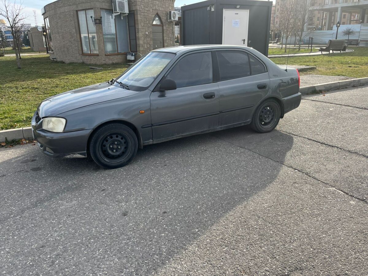Хундай Акцент