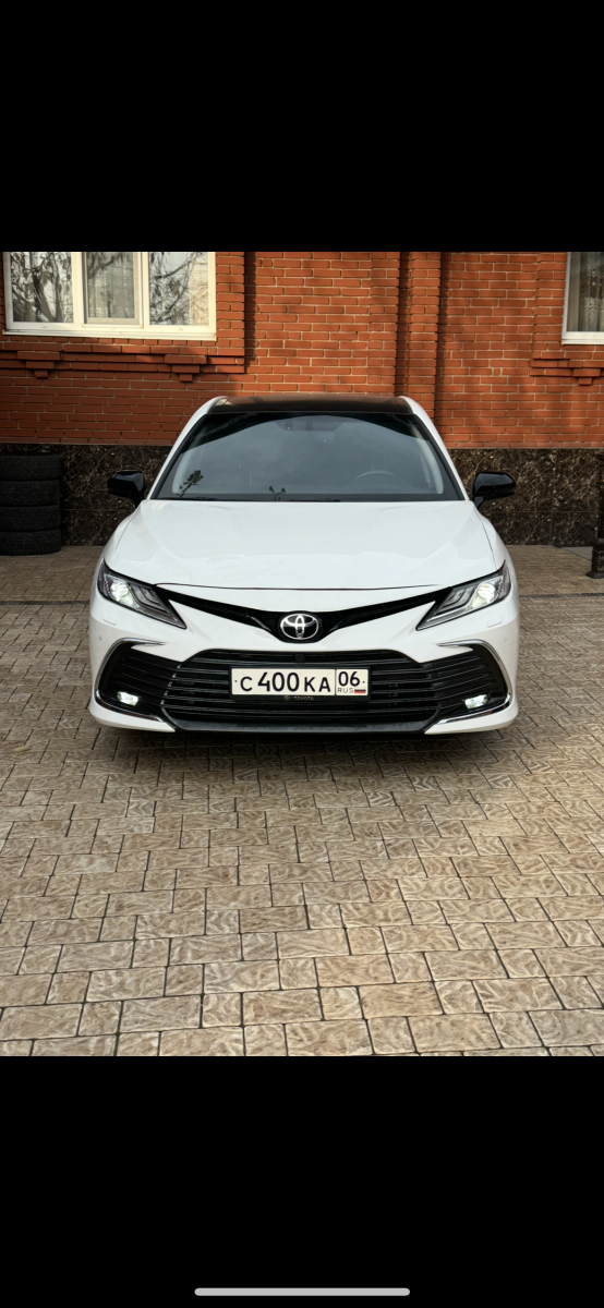 Toyota Camry 70