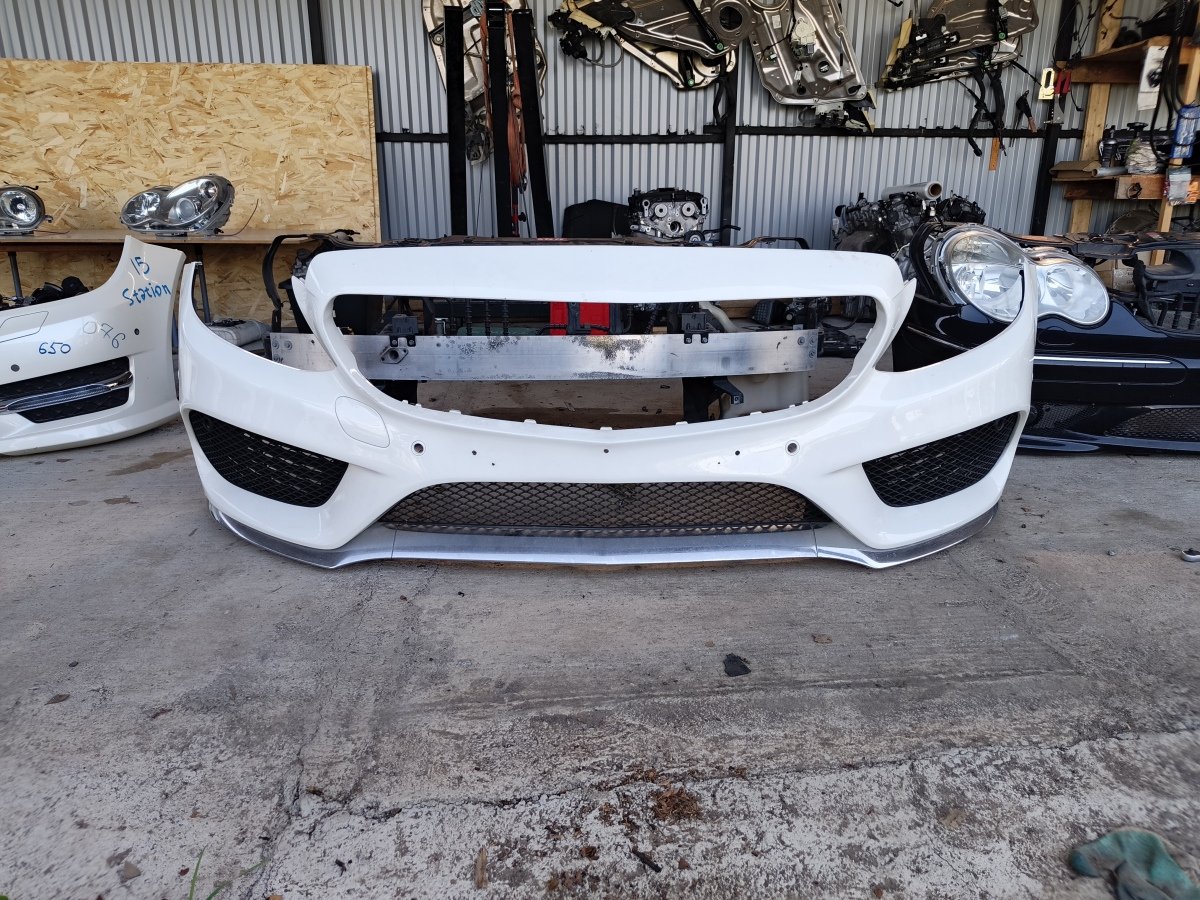 Передний бампер на Mercedes w205