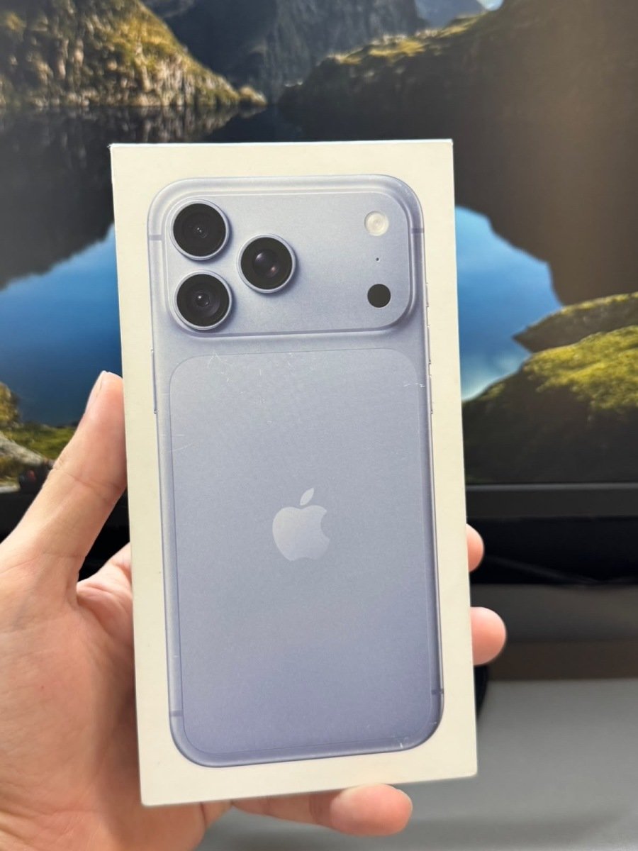 18 PRO 256gb Esim
