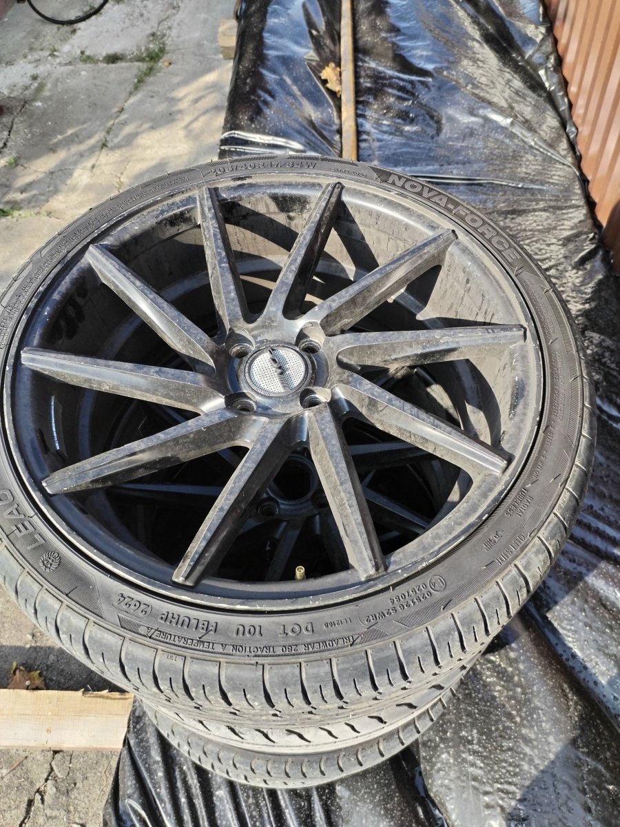 Vossen R17