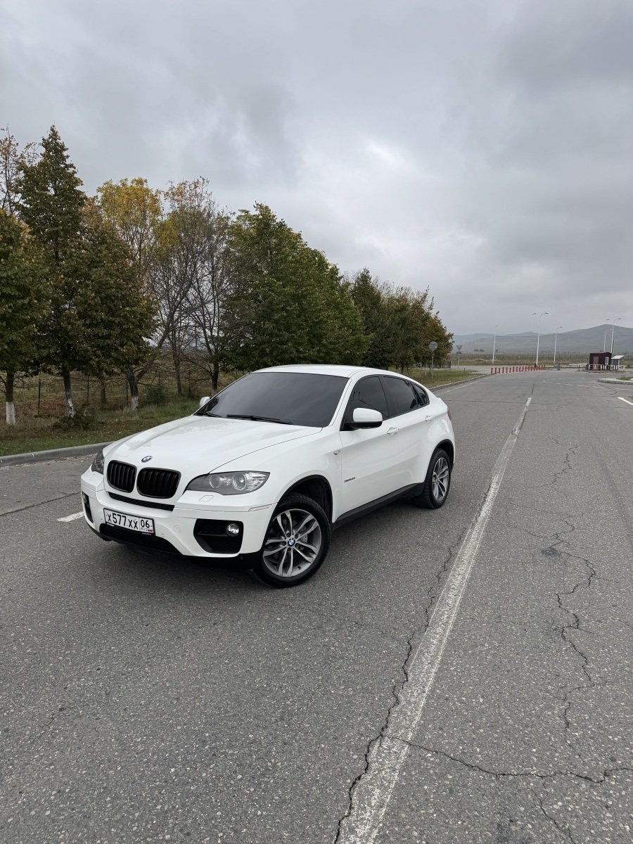 BMW X6 2012 год 3 литра турбо бензин не Б/К любые проверки