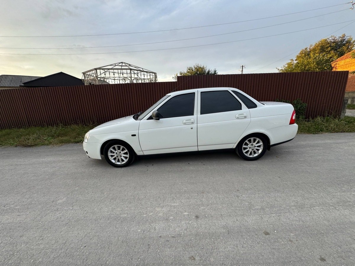 Продаю приору