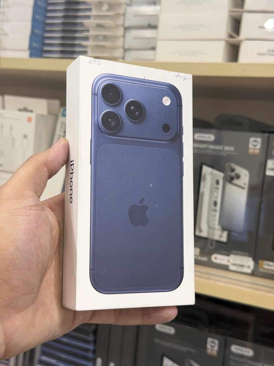 17 PRO 256gb SiM BLUE